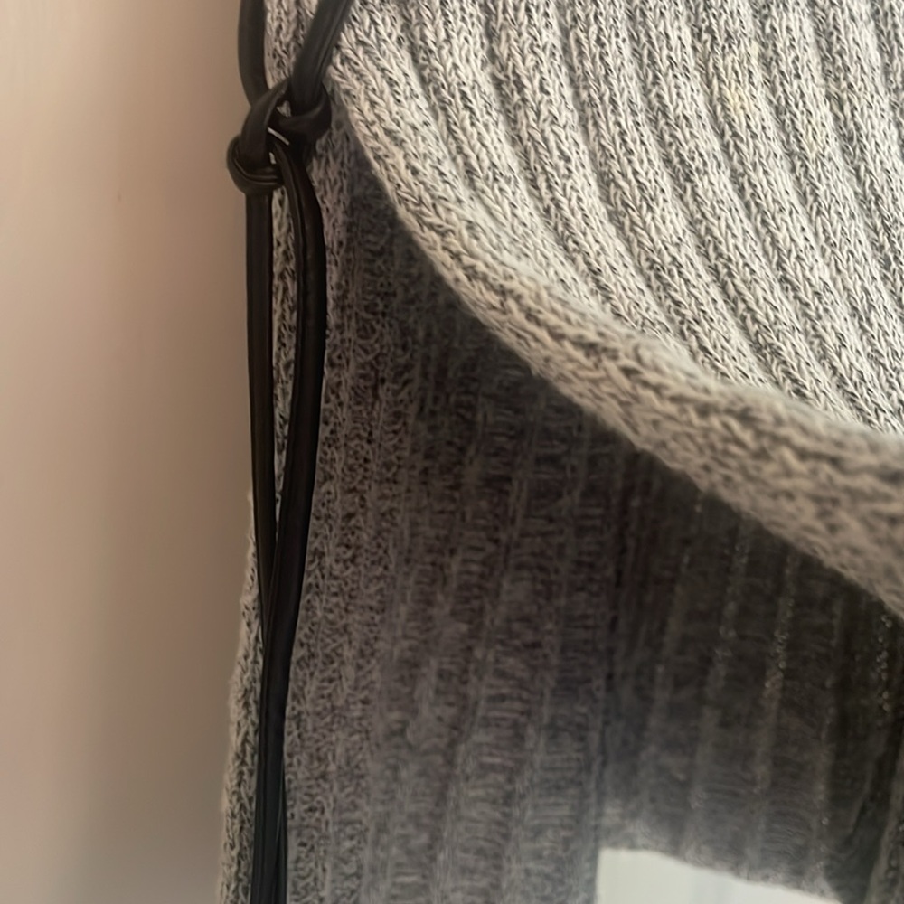 Tunic Sweater - Picture 6 of 6